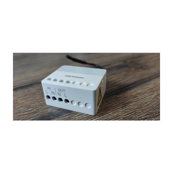 HIKVISION DS-PM1-O1H-WE Αµφίδροµη ασύρµατη έξοδος ρελέ 230 VAC, για πίνακα AX PRO